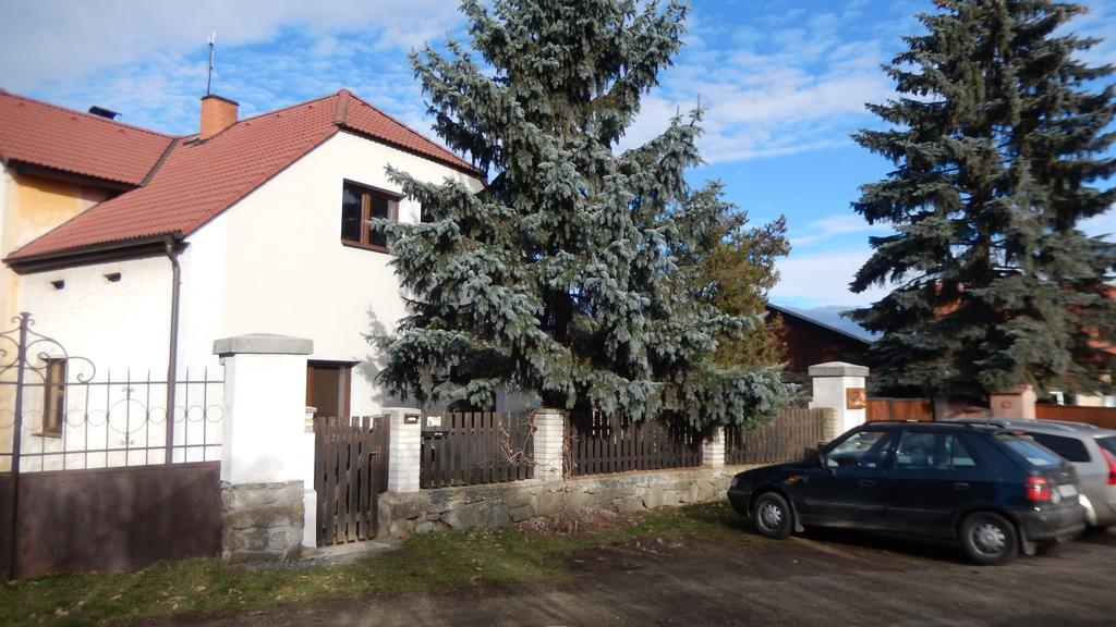 Apartment U Lochu Knovicky Dış mekan fotoğraf
